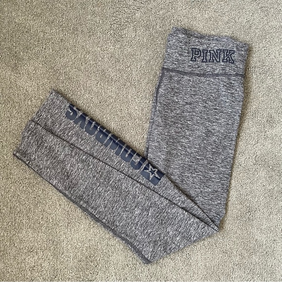 VS PINK Dallas Cowboys Ultimate Leggings - Size XS - Excellent Condition - Picture 3 of 4